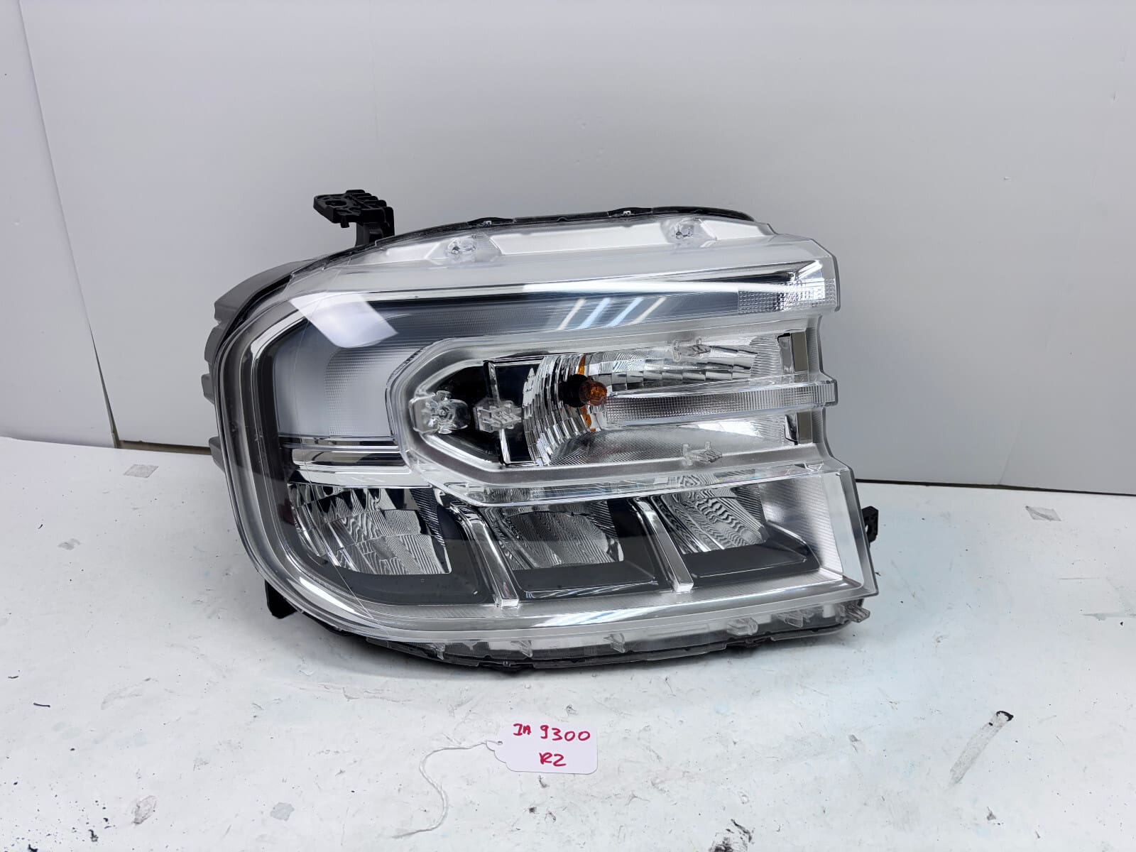 NZ6B13E014BH 2022 2023 2024 FORD MAVERICK LED FRONT RIGHT OEM HEADLIGHT