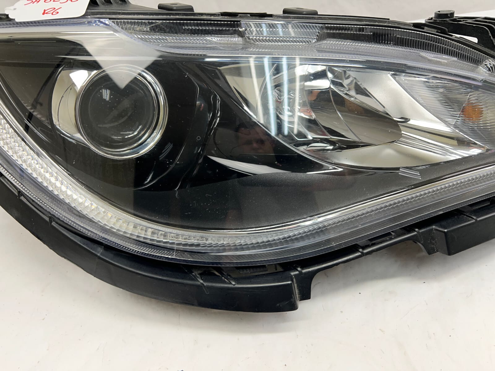 2017 2018 2019 2020 chrysler pacifica halogen led front right oem headlight - Image 6