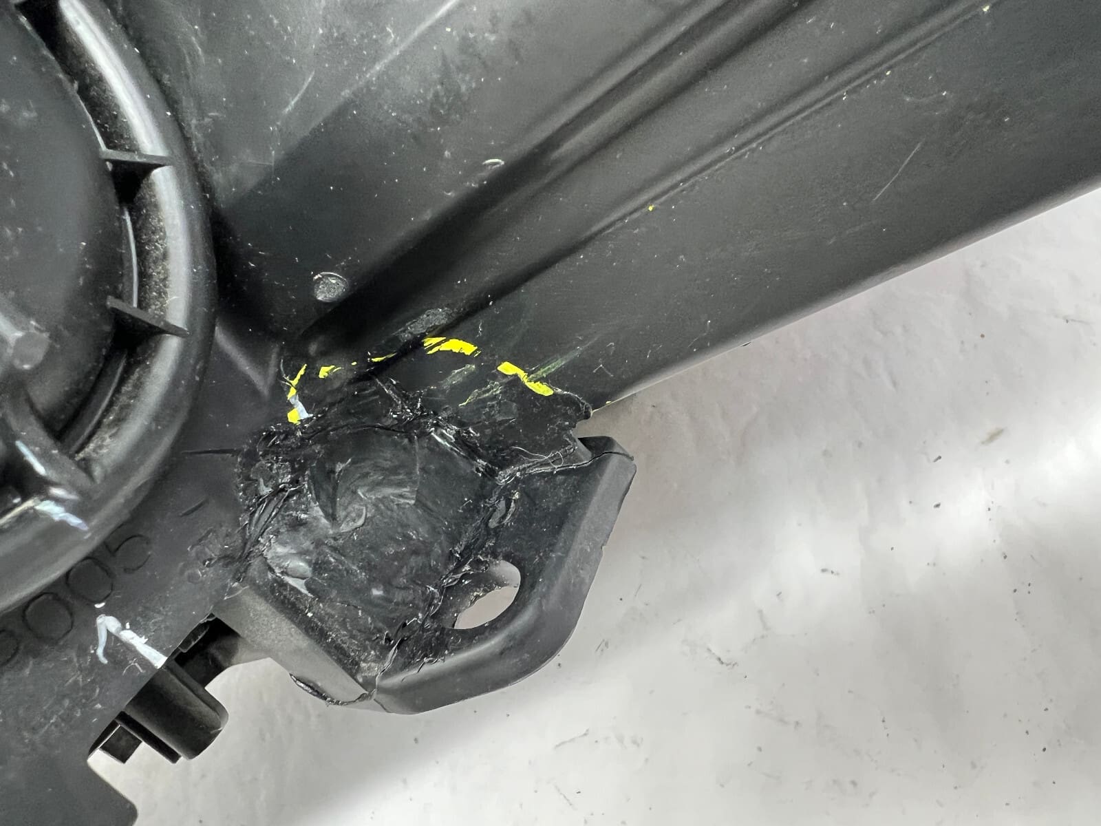 2017 2018 2019 2020 chrysler pacifica halogen led front right oem headlight - Image 18
