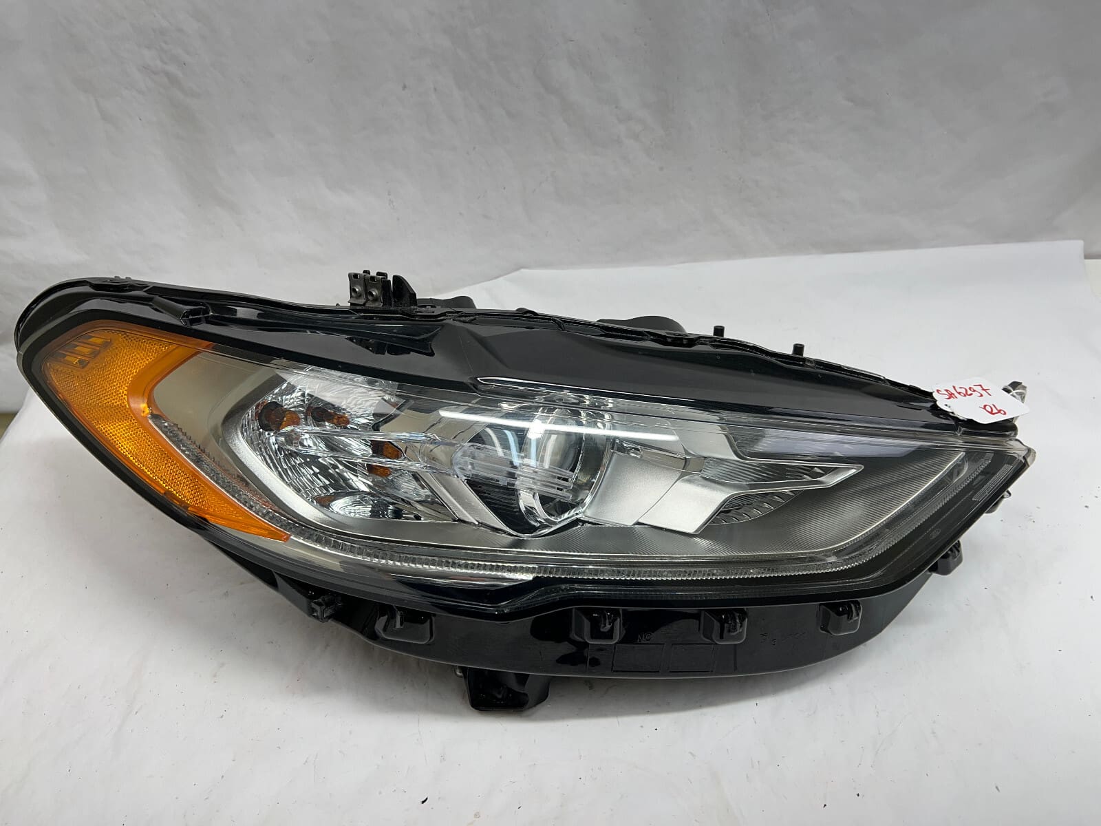 2017 2018 2019 2020 ford fusion halogen led right oem headlight hs7z13000gcp