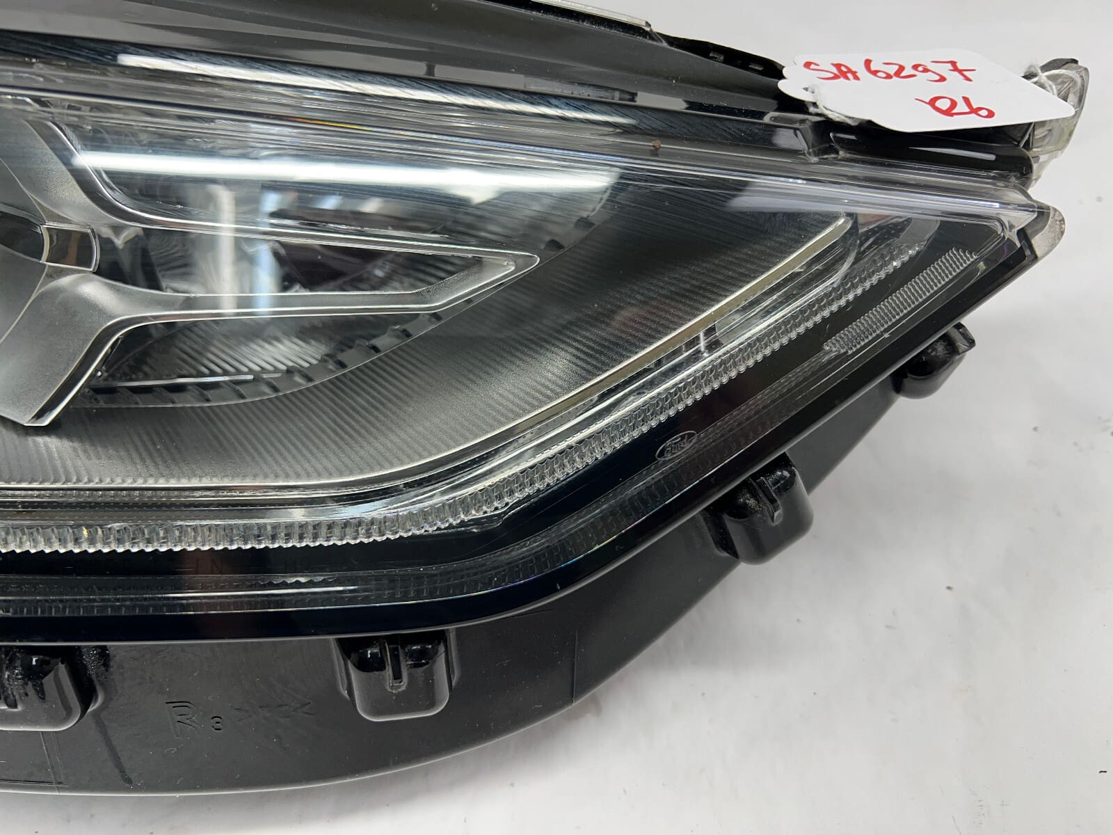 2017 2018 2019 2020 ford fusion halogen led right oem headlight hs7z13000gcp - Image 3