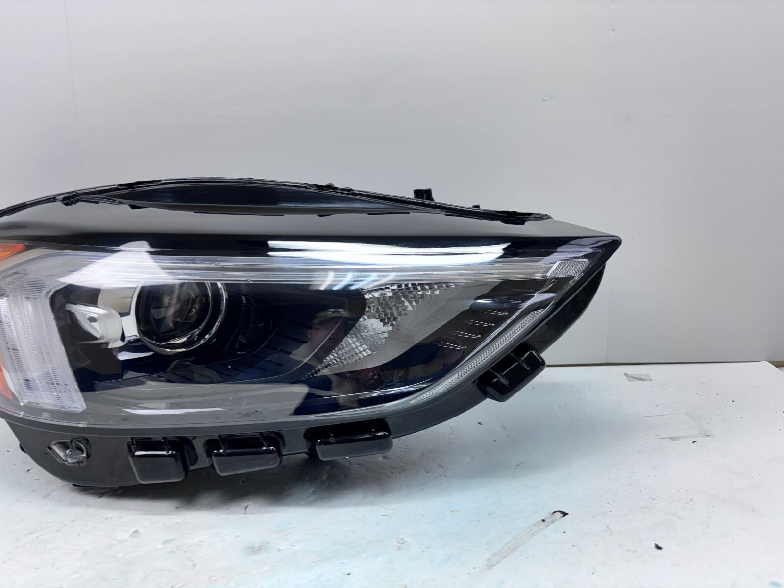 2019 2020 2021 2022 2023 2024 FORD EDGE LED FRONT RIGHT OEM HEADLIGHT - Image 2