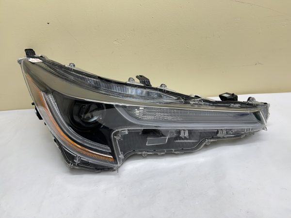 2020 2021 2022 TOYOTA COROLLA LED FRONT RIGHT OEM HEADLIGHT
