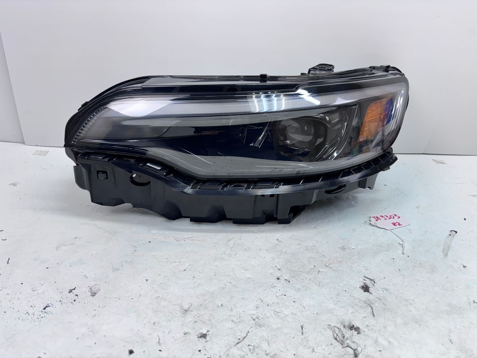68275945AH 2019 2020 2021 2022 2023 JEEP CHEROKEE LED FRONT LEFT OEM HEADLIGHT