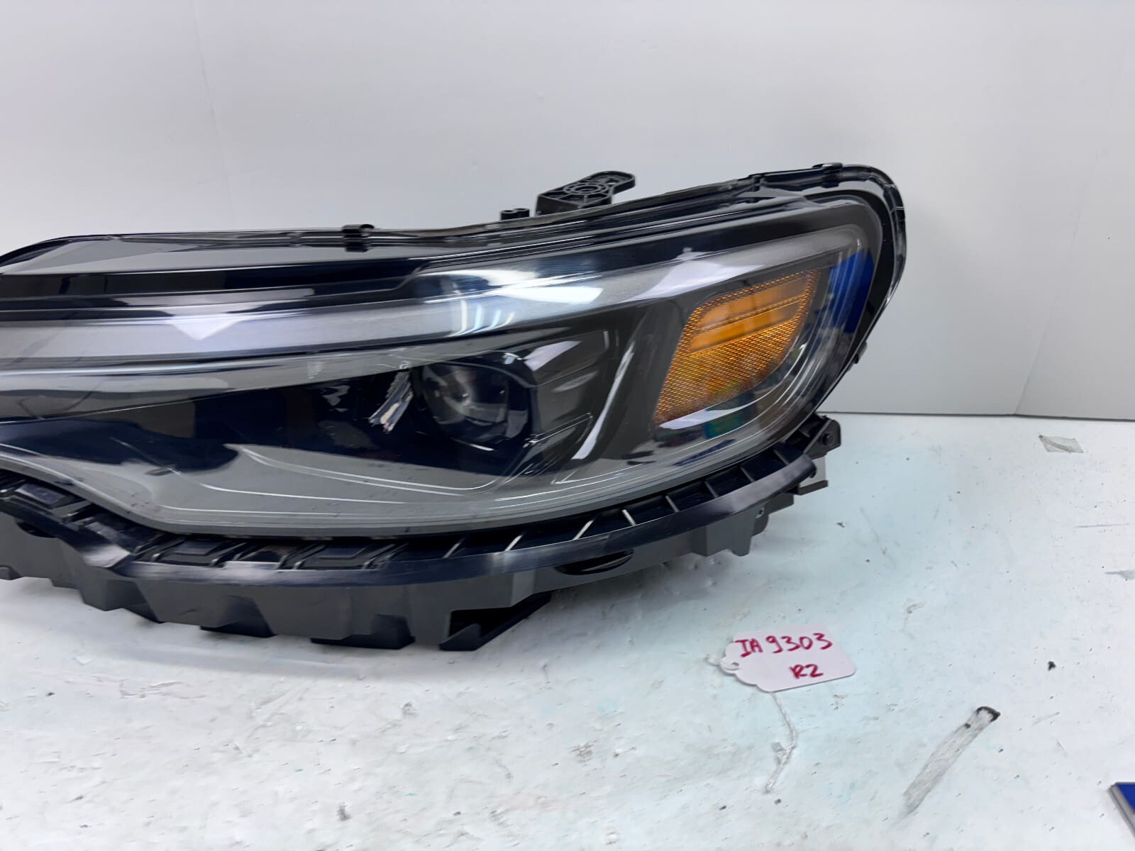 68275945AH 2019 2020 2021 2022 2023 JEEP CHEROKEE LED FRONT LEFT OEM HEADLIGHT - Image 3