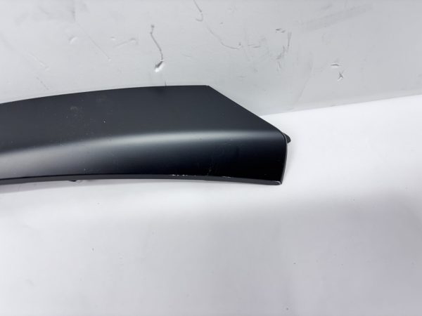 OEM 2021-2024 Nissan Pathfinder Front Right Headlight Molding Trim 62382-6TB1E - Image 2