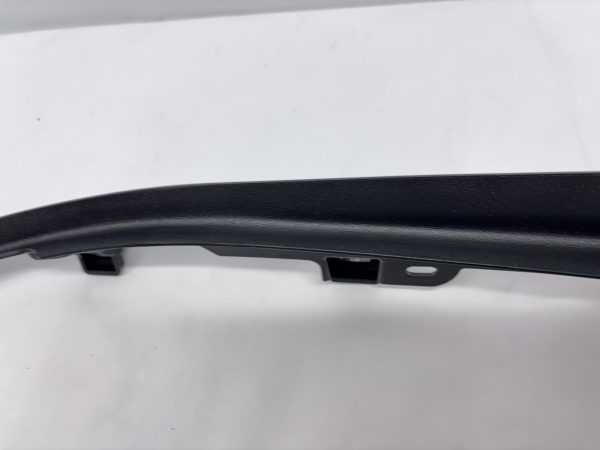 LR131925 2020-2023 LAND ROVER DEFENDER RIGHT PANEL PILLAR TRIM - Image 5