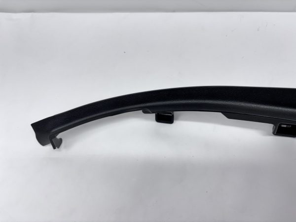 LR131925 2020-2023 LAND ROVER DEFENDER RIGHT PANEL PILLAR TRIM - Image 6
