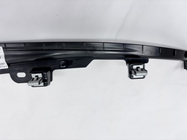LR131925 2020-2023 LAND ROVER DEFENDER RIGHT PANEL PILLAR TRIM - Image 10