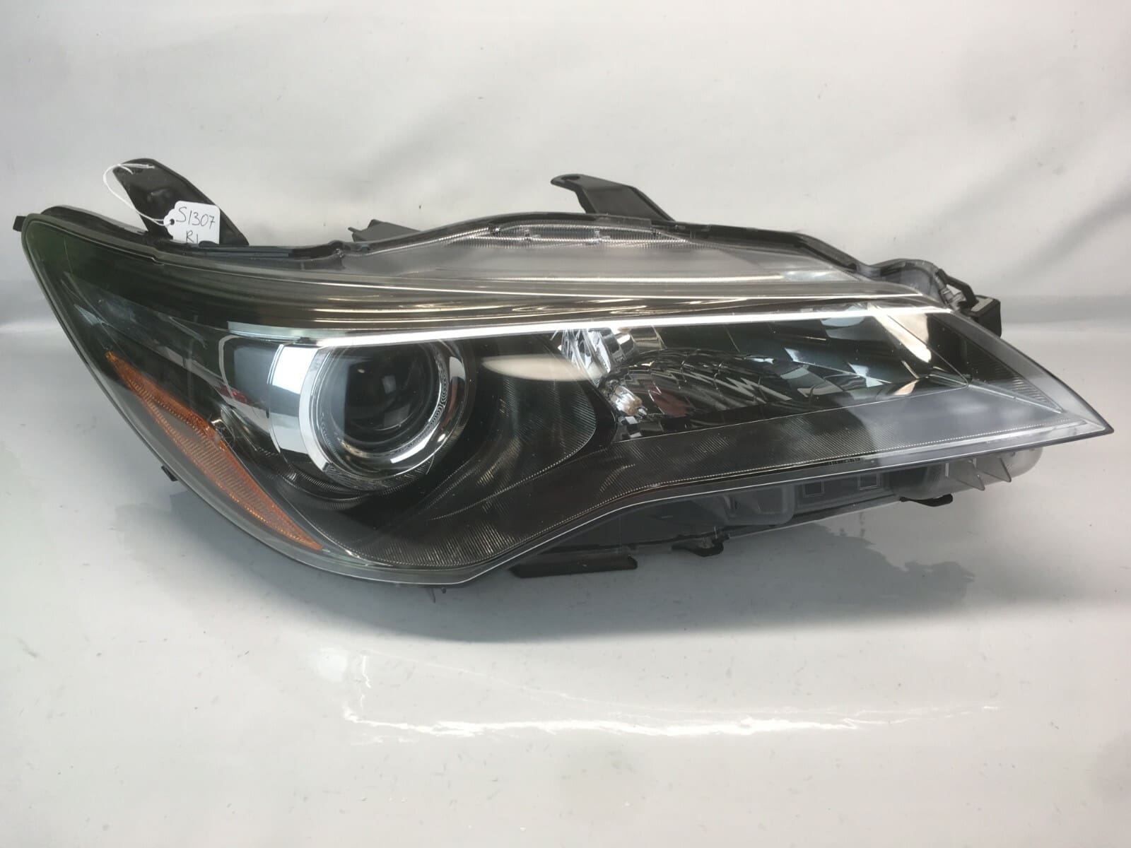 ALL TABS 2015 2016 2017 TOYOTA CAMRY RIGHT OEM HEADLIGHT DARK BEZEL BLACK