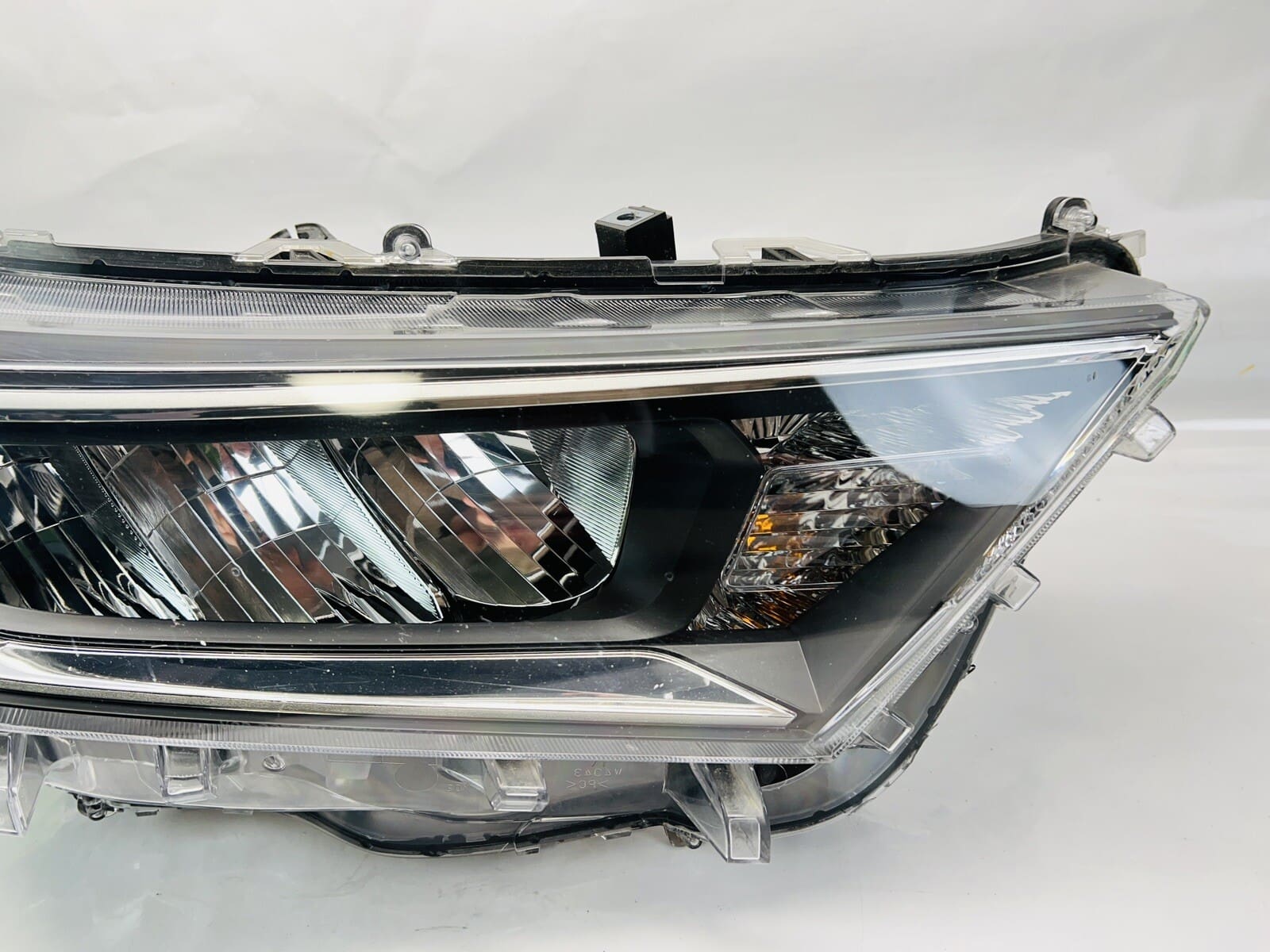 🎈🎈 ALL TABS 2019 2020 2021 TOYOTA RAV4 LED FRONT RIGHT OEM HEADLIGHT - Image 2