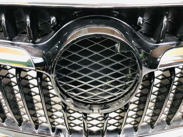 2017 2018 2019 2020 2021 BUICK ENCORE CHROME FRONT OEM GRILLE GENUINE 42542276 - Image 6