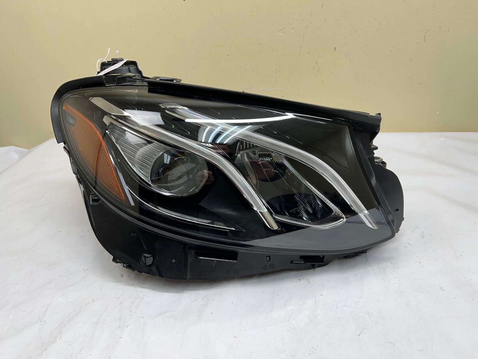 NICE 2017 2018 2019 2020 MERCEDES E CLASS LED E300 E350 E550 RIGHT OEM HEADLIGHT