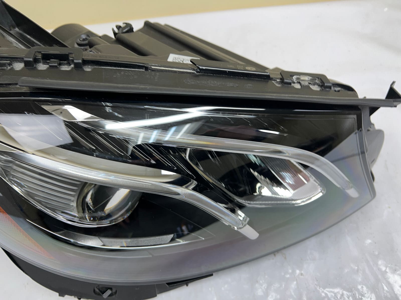 NICE 2017 2018 2019 2020 MERCEDES E CLASS LED E300 E350 E550 RIGHT OEM HEADLIGHT - Image 5