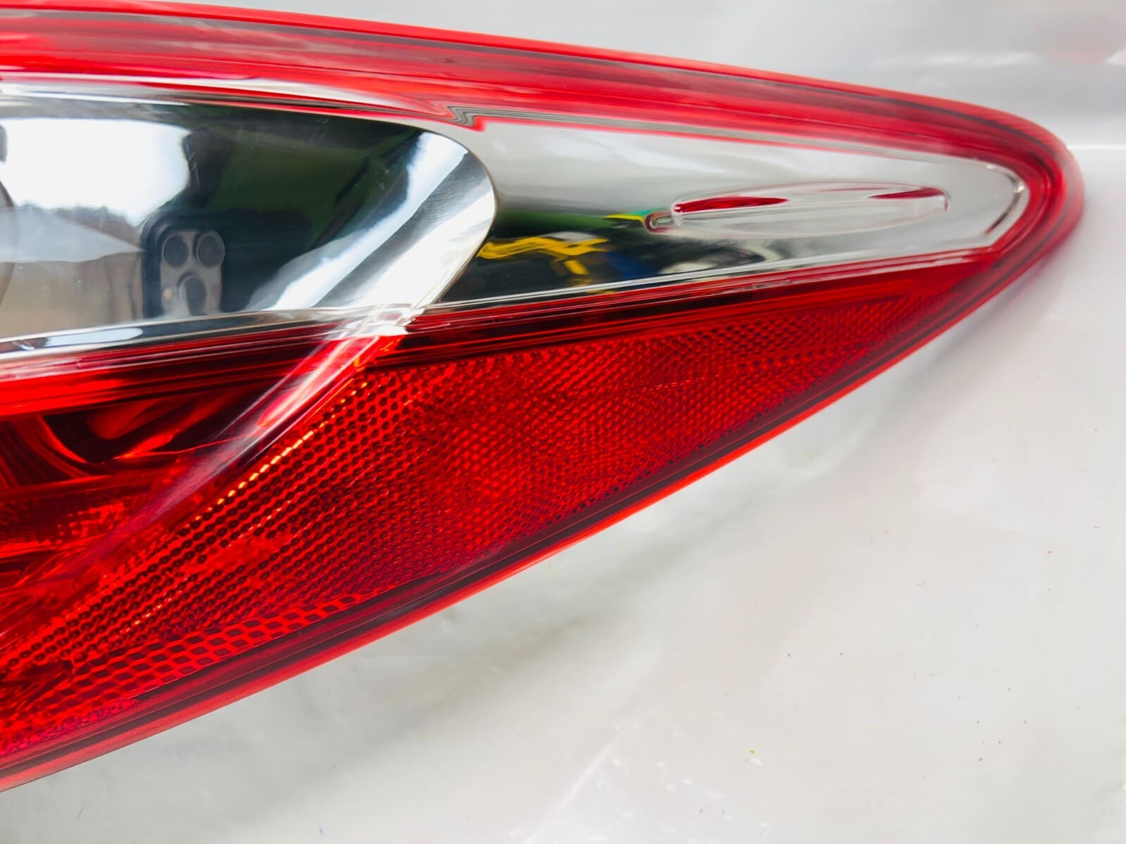 🎈🎈 2015 2016 2017 TOYOTA CAMRY REAR RIGHT OUTER OEM TAIL LIGHT - Image 5