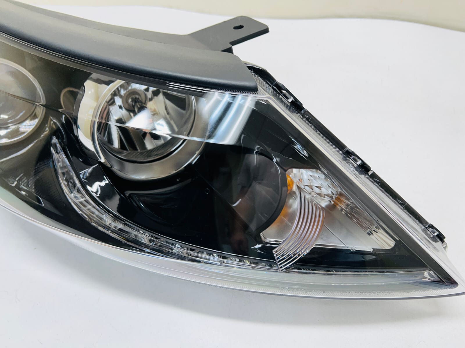 MINT 2013 2014 2015 2016 KIA SPORTAGE HALOGEN LED RIGHT OEM HEADLIGHT 921023w710 - Image 4