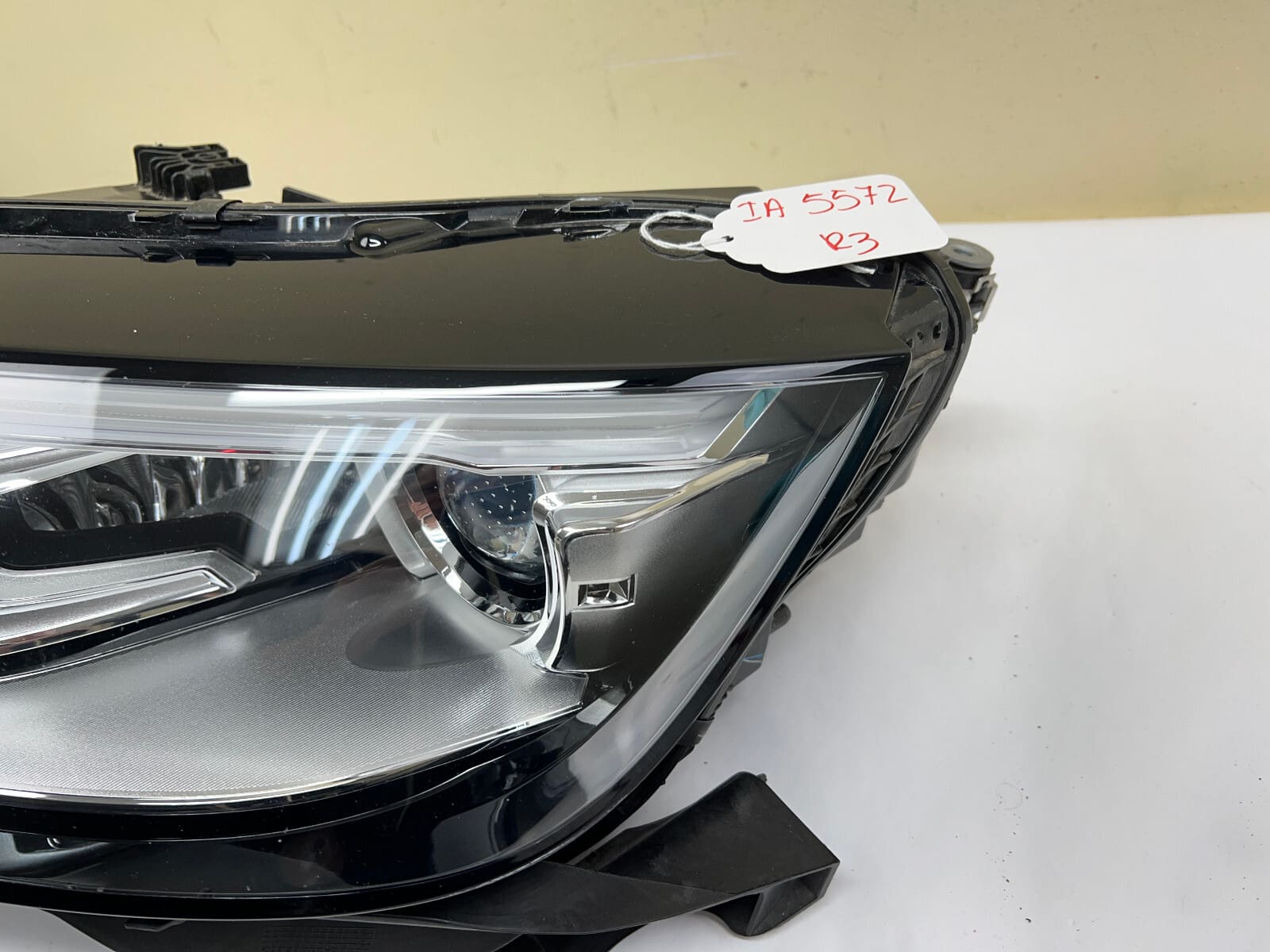 COMPLETE 2018 2019 2020 AUDI Q5 XENON HID FRONT LEFT OEM HEADLIGHT 80A941005B - Image 3