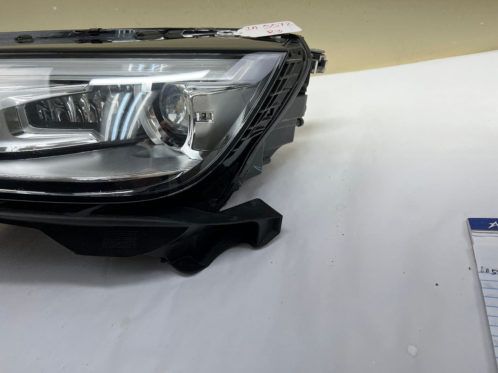 COMPLETE 2018 2019 2020 AUDI Q5 XENON HID FRONT LEFT OEM HEADLIGHT 80A941005B - Image 16