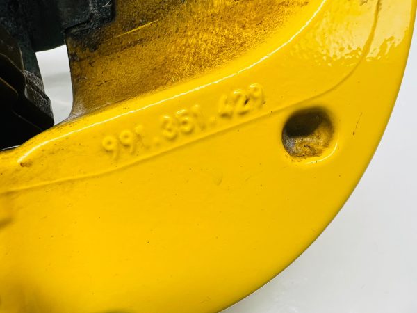 991351429 Porsche 911 991 GT3 Front Oem Brake Caliper And Brake Pads Yellow PCCB - Image 10