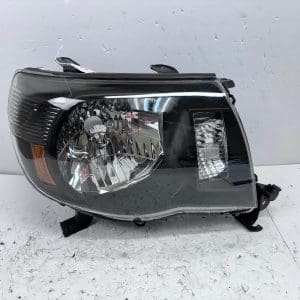 for 2005 2006 2007 2008 2009 2010 2011 toyota tacoma halogen right headlight