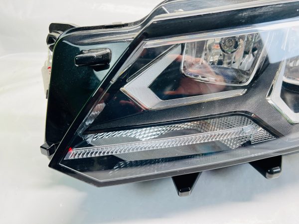 561941005F 2016 2017 2018 2019 VW PASSAT HALOGEN FRONT LEFT OEM HEADLIGHT - Image 2