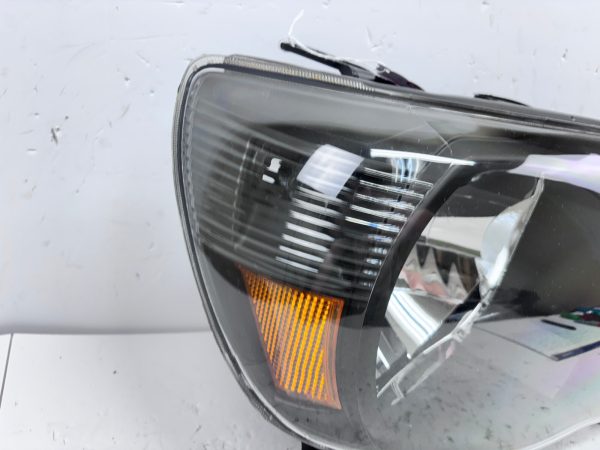 for 2005 2006 2007 2008 2009 2010 2011 toyota tacoma halogen right headlight - Image 15