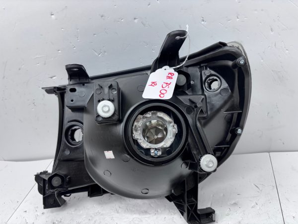 for 2005 2006 2007 2008 2009 2010 2011 toyota tacoma halogen right headlight - Image 18