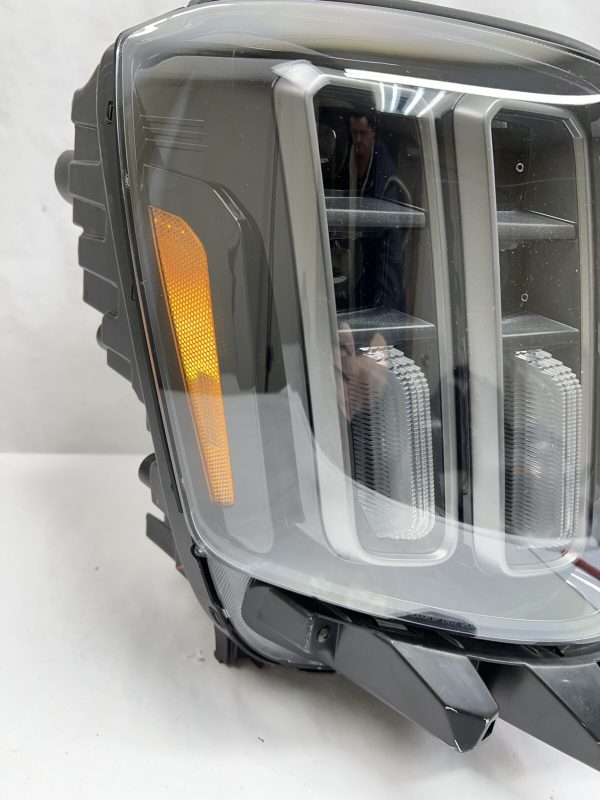 NICE 2023 2024 KIA TELLURIDE FULL LED FRONT RIGHT OEM HEADLIGHT 92102S9550 - Image 8