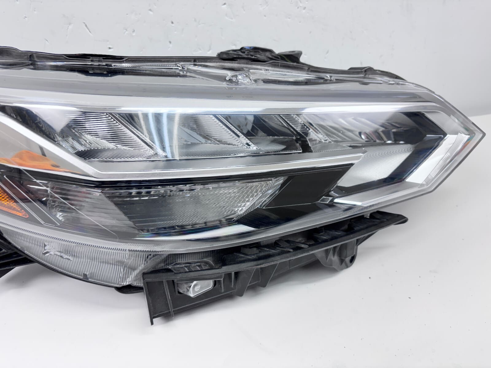 260106LB5A 2020 2021 2022 2023 NISSAN SENTRA LED FRONT RIGHT OEM HEADLIGHT - Image 7