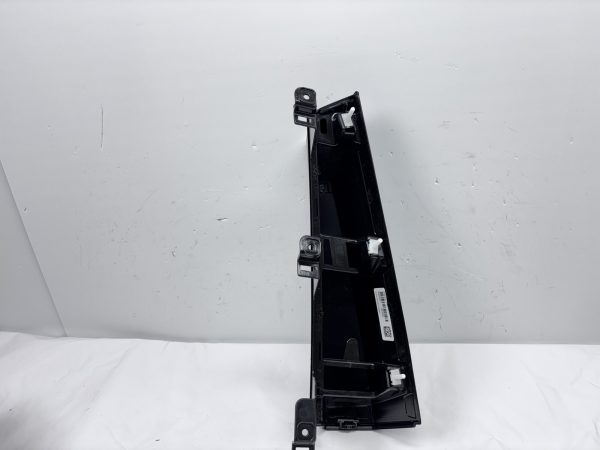 2015-2020 ESCALADE TAHOE SUBURBAN REAR LEFT PANEL PILLAR TRIM MOLDING 23167643 - Image 13