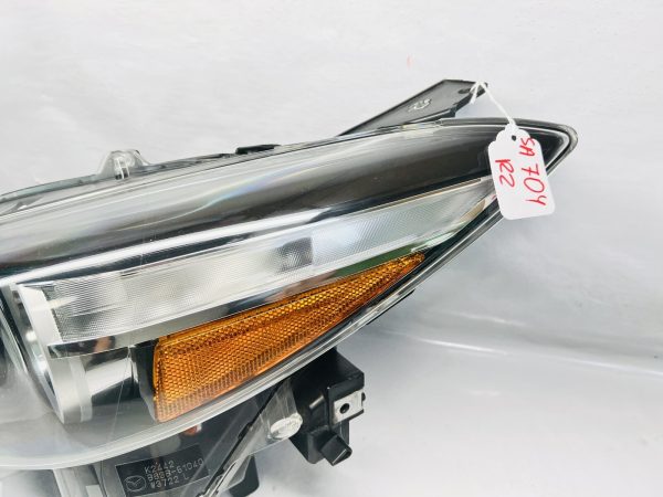 ALL TABS. 2017 2018 MAZDA 3 HALOGEN FRONT LEFT OEM HEADLIGHT GENUINE B63B-51040 - Image 3