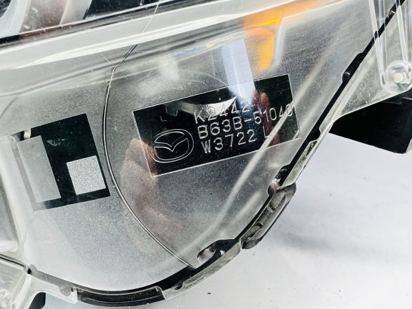 ALL TABS. 2017 2018 MAZDA 3 HALOGEN FRONT LEFT OEM HEADLIGHT GENUINE B63B-51040 - Image 10