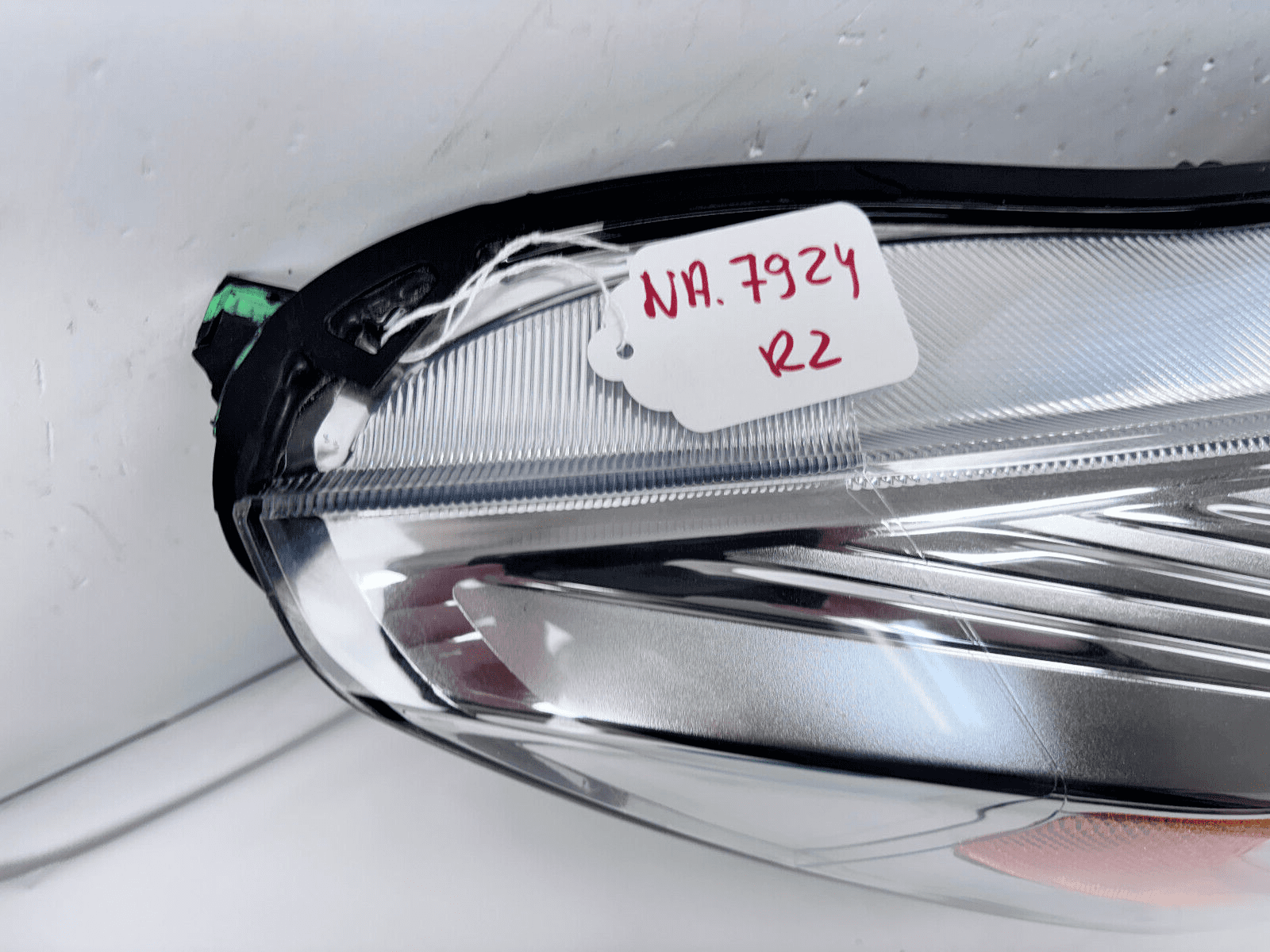 2017 2018 2019 FORD ESCAPE HALOGEN LED FRONT RIGHT OEM HEADLIGHT GJ5413W029BH - Image 10