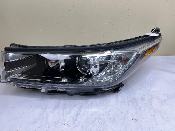 2017 2018 2019 TOYOTA HIGHLANDER HALOGEN LED FRONT LEFT OEM HEADLIGHT - Image 2