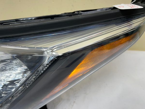 2017 2018 2019 TOYOTA HIGHLANDER HALOGEN LED FRONT LEFT OEM HEADLIGHT - Image 8