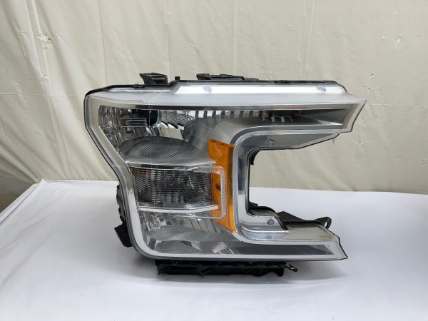 2018 2019 2020 FORD F150 HALOGEN FRONT RIGHT OEM HEADLIGHT
