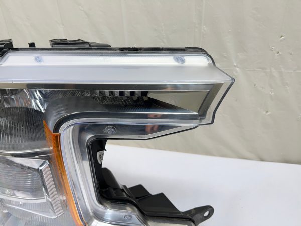 2018 2019 2020 FORD F150 HALOGEN FRONT RIGHT OEM HEADLIGHT - Image 2