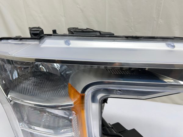 2018 2019 2020 FORD F150 HALOGEN FRONT RIGHT OEM HEADLIGHT - Image 3