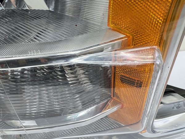 2018 2019 2020 FORD F150 HALOGEN FRONT RIGHT OEM HEADLIGHT - Image 6