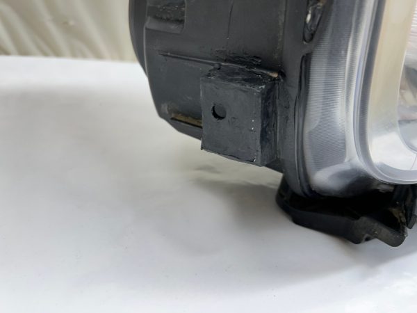 2018 2019 2020 FORD F150 HALOGEN FRONT RIGHT OEM HEADLIGHT - Image 9