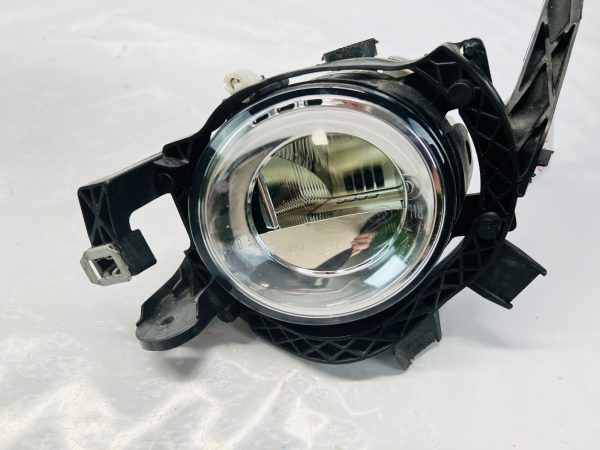 2014 2015 2016 2017 2018 INFINITI Q50 Q60 QX50 QX60 QX80 RIGHT OEM FOG LIGHT - Image 2