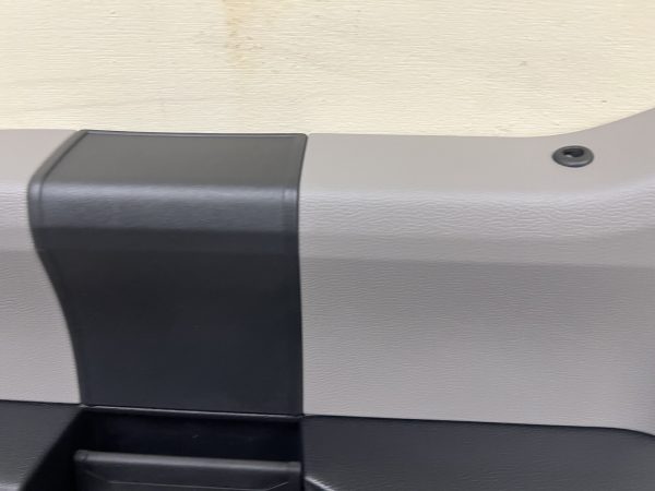 2018-2022 FORD SUPER DUTY CREW CAB F250 F350 F450 REAR LEFT OEM DOOR PANEL GRAY - Image 3
