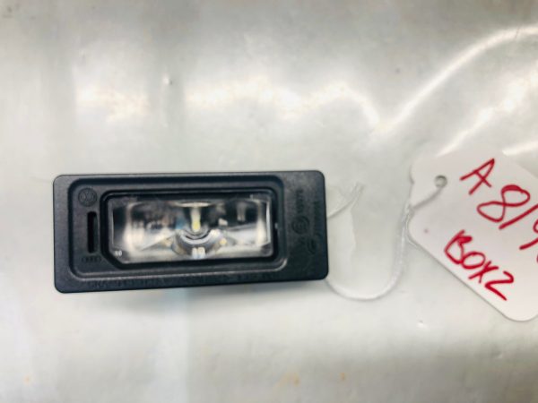 5NA943021, VW ATLAS PASSAT JETTA TIGUAN GOLF REAR LED LICENSE PLATE LIGHT OEM - Image 5