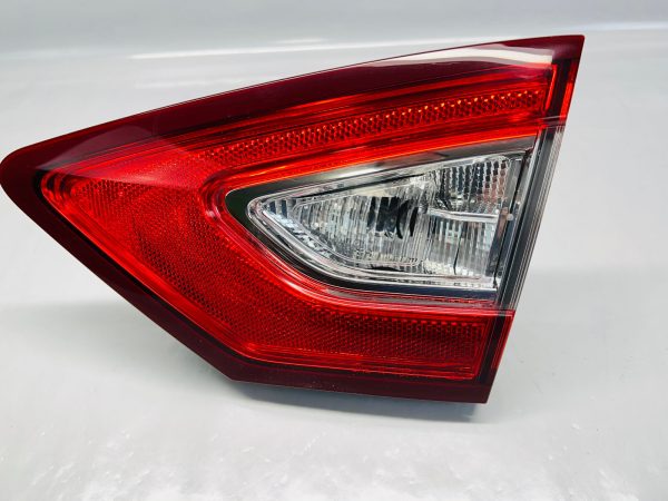 2013 2014 2015 2016 FORD FUSION INNER REAR RIGHT OEM TAIL LIGHT - Image 2