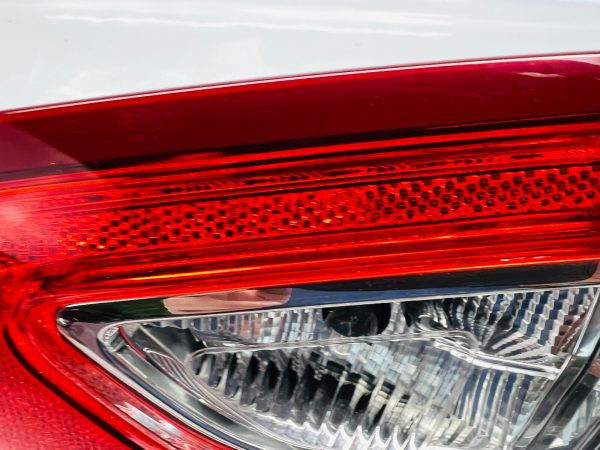 2013 2014 2015 2016 FORD FUSION INNER REAR RIGHT OEM TAIL LIGHT - Image 4
