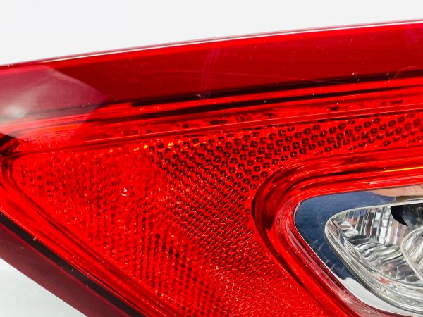 2013 2014 2015 2016 FORD FUSION INNER REAR RIGHT OEM TAIL LIGHT - Image 5