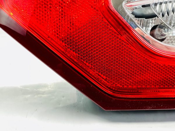 2013 2014 2015 2016 FORD FUSION INNER REAR RIGHT OEM TAIL LIGHT - Image 7