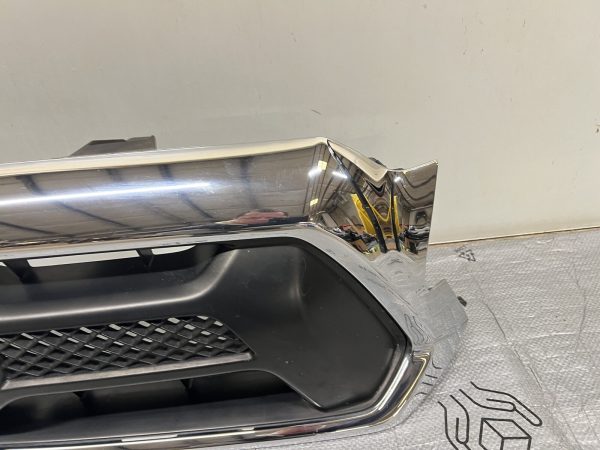 2012 2013 2014 2015 TOYOTA TACOMA FRONT OEM GRILLE CHROME 53100-04470 - Image 3