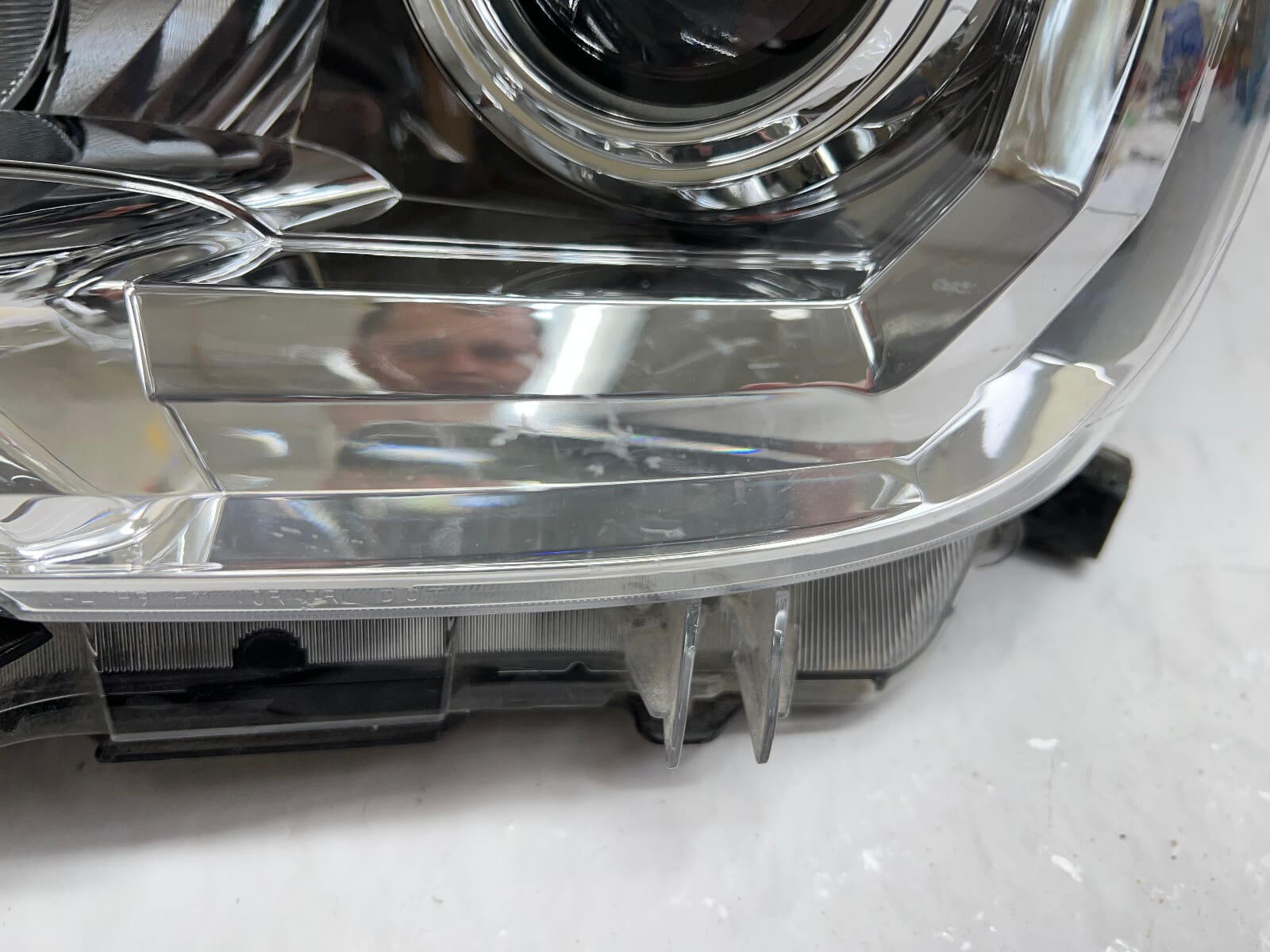 2016 2017 2018 2019 2020 2021 2022 TOYOTA TACOMA HALOGEN LEFT OEM HEADLIGHT - Image 10