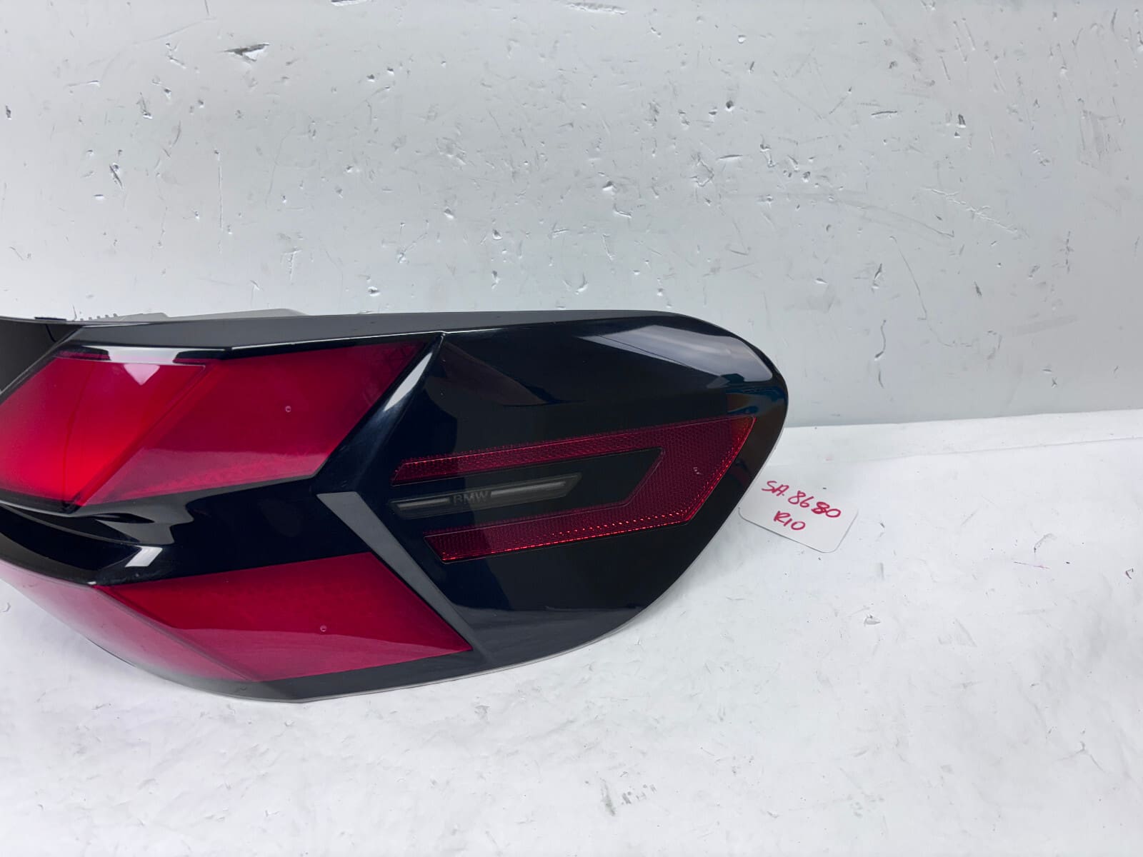 5A11EC6 2023 2024 BMW X5 LED REAR RIGHT OEM TAIL LIGHT - Image 2